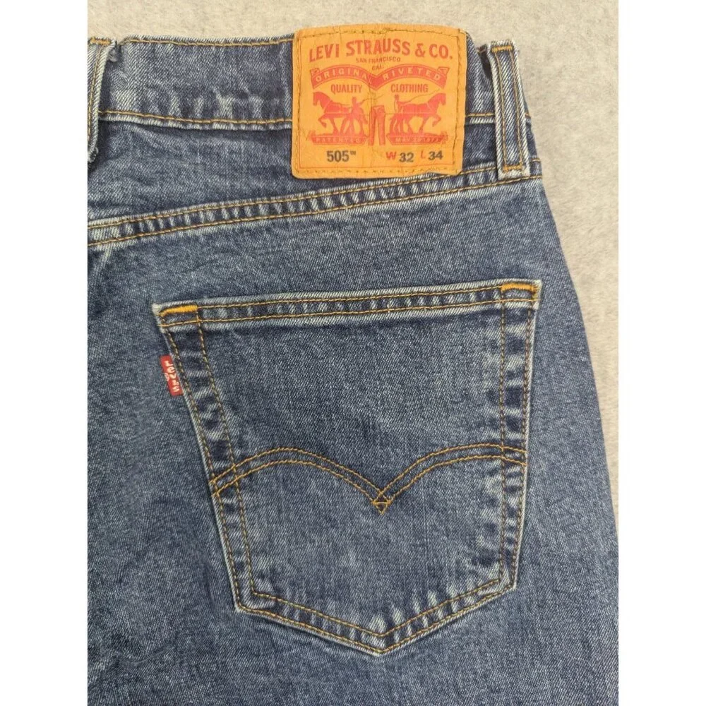 Levis 505 Jeans Mens Size 32x34 Blue Classic Straight Comfort Dark Wash Cowboy